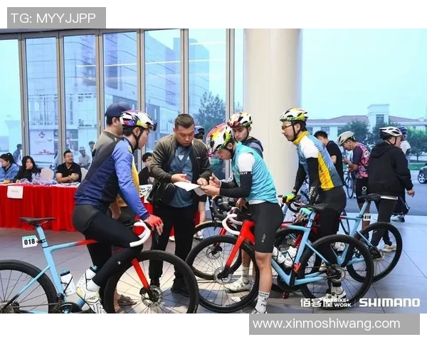 全球骑手连续抵达！嘉年华活动敞开，小编已逛吃到饱了……